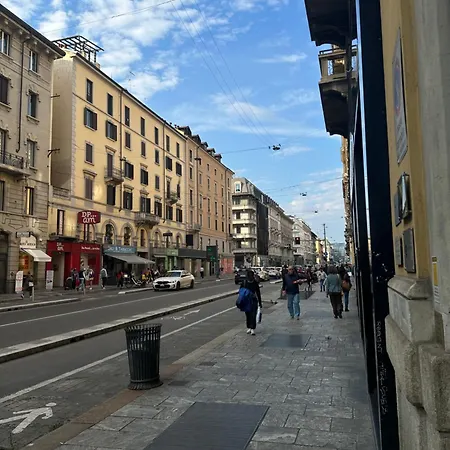 Nuova Luxury Ii * Milan